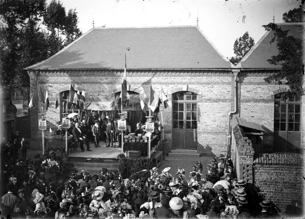 école cérémonie récompense
